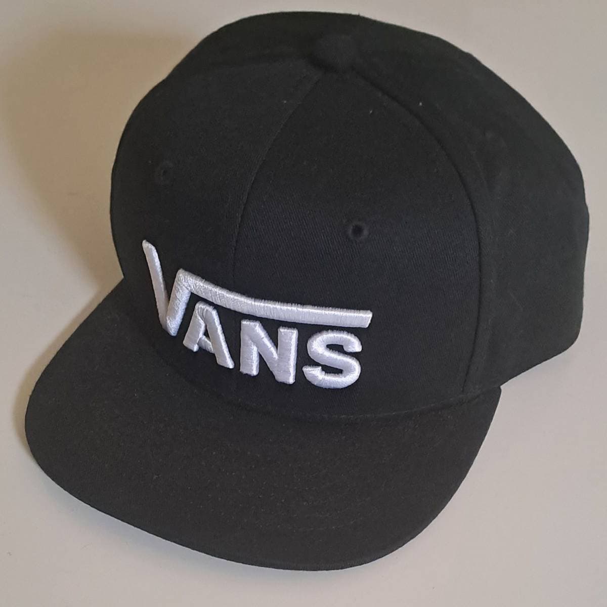 Cap Vans