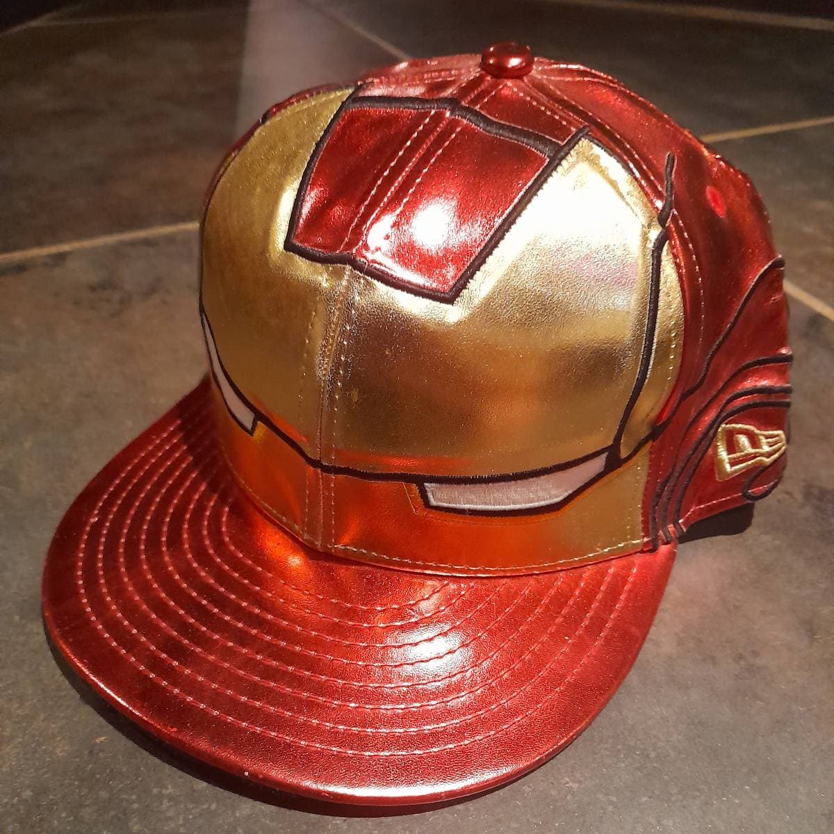 New Era - Avengers Iron Man Vynil Limited Series