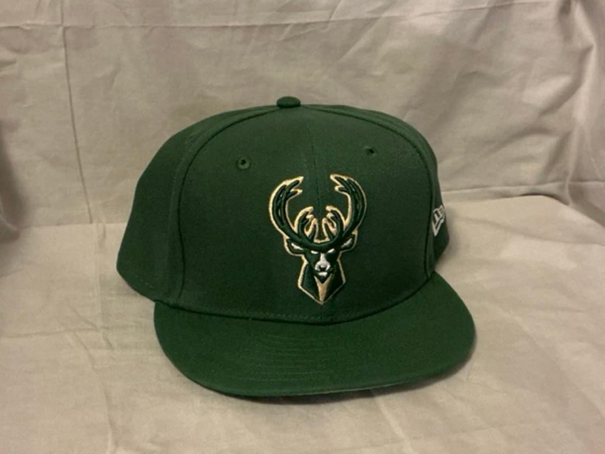 Milwaukee Bucks. Central. East
