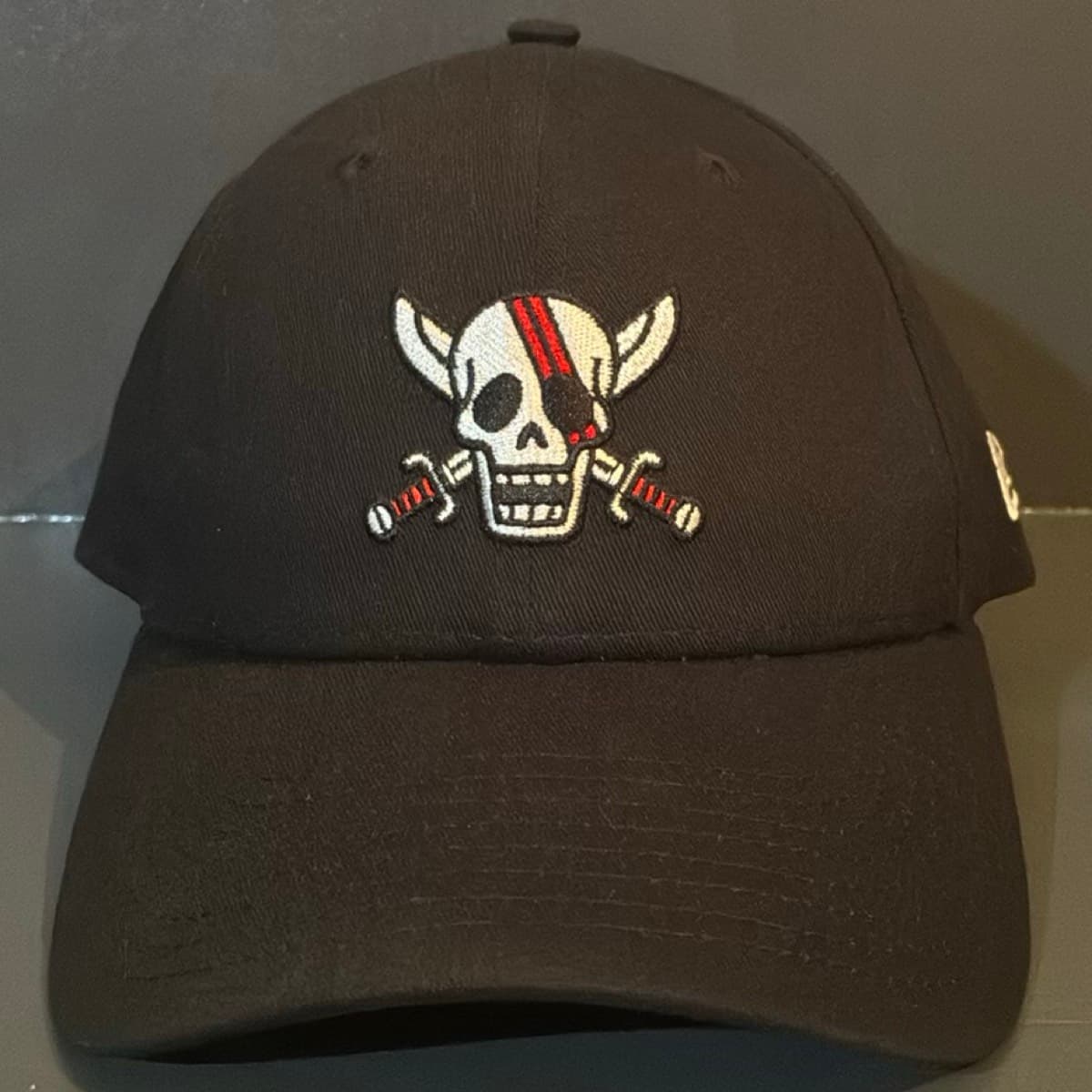 CAP New Era x One piece Shanks le roux Scratch