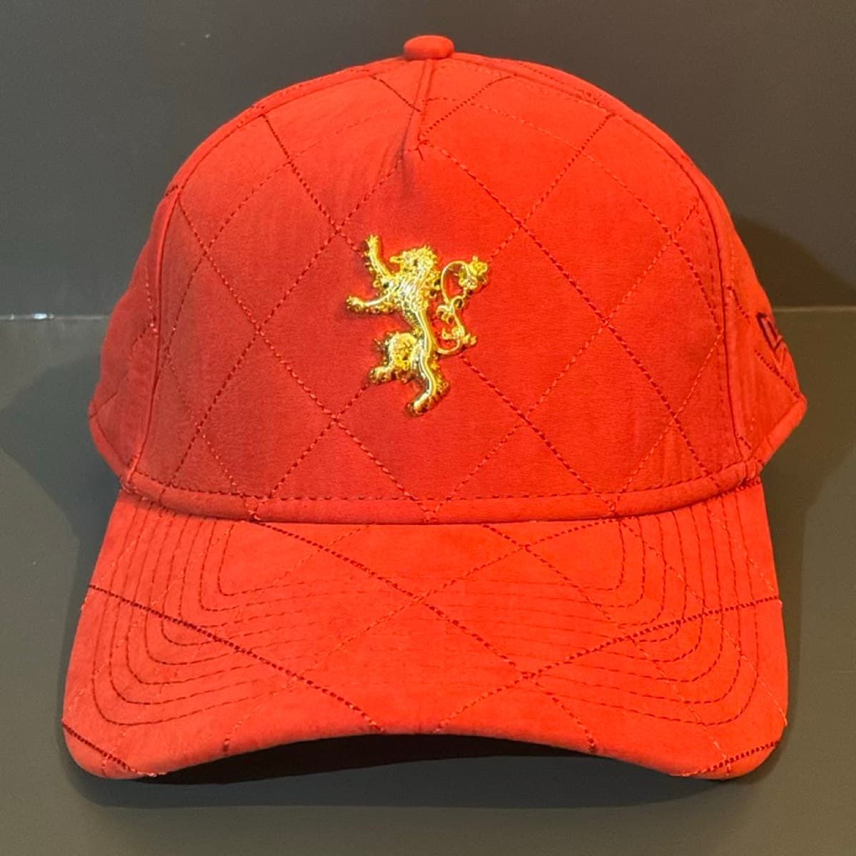CAP collab New era x HBO x GOT version famille Lanyster