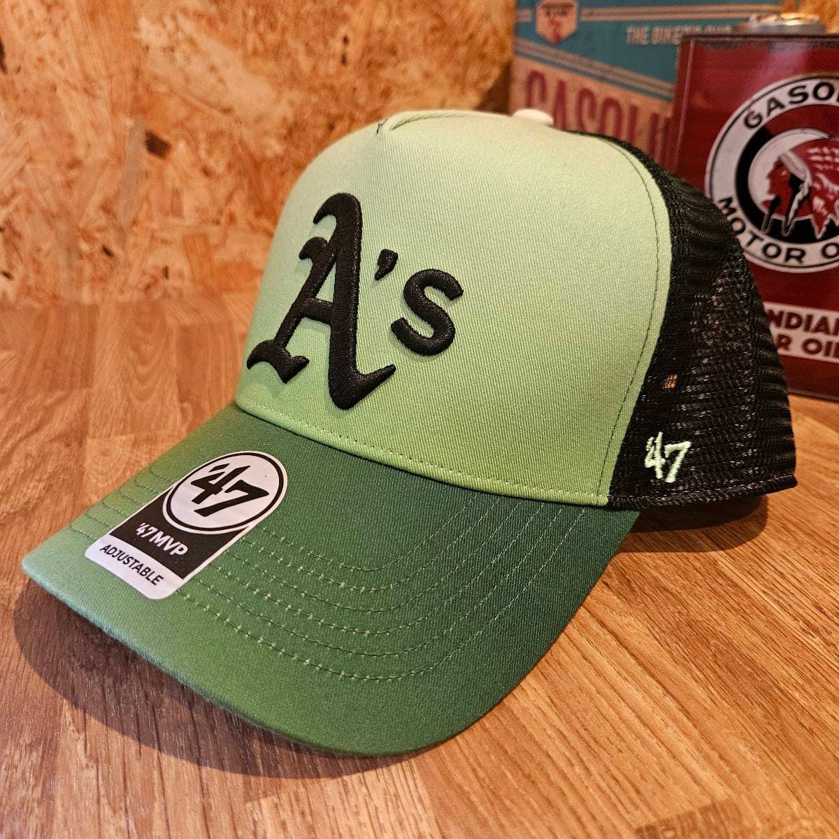 Cap Athletics Oakland "Paradigm"