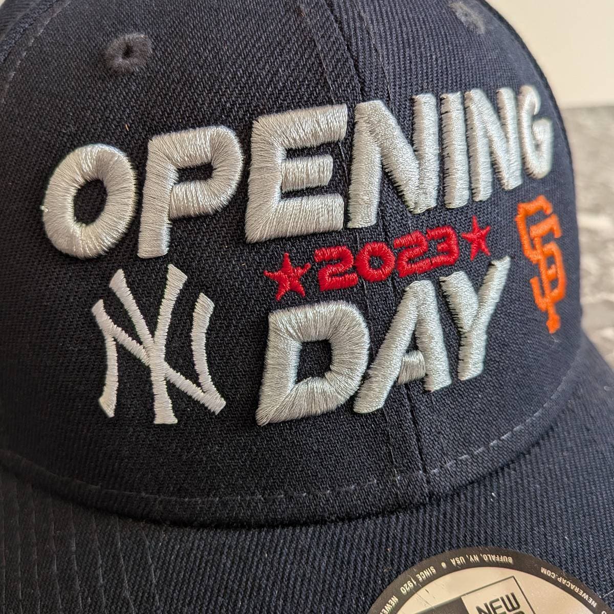 Cap Yankees Giants — 2
