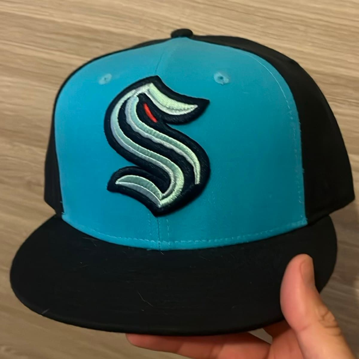 Cap Seattle Kraken